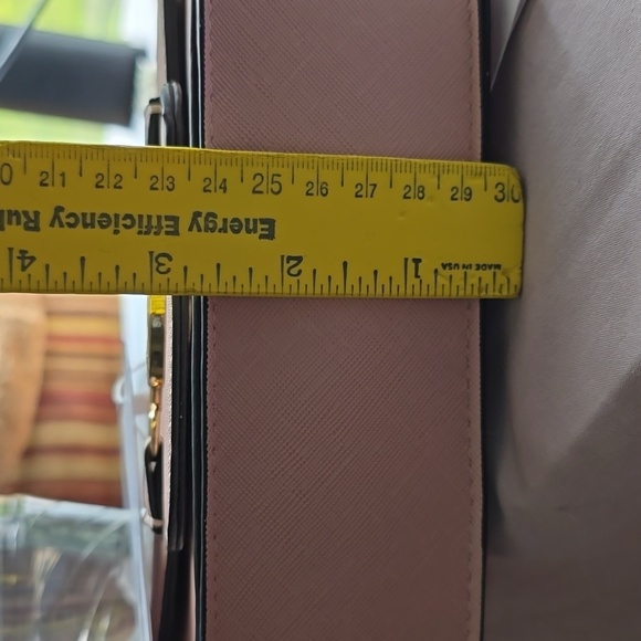 5X HOST PICK. NWT. Marilyn Monroe Cross Body or Hand Bag Pink Purse - Picture 10 of 10